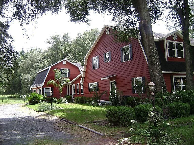 2nd image of 6030 SE 5th Pl