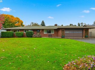 915 NW 50th St, Vancouver, WA 98663