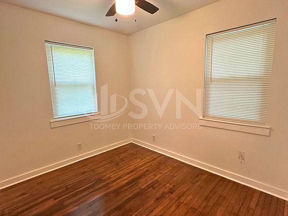 4th image of 160 Stonewall Pl #A