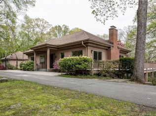 27 Prattling Pond Rd, Farmington, CT 06032