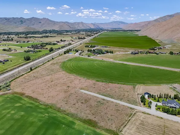 400 Malcolm Ln, Blaine County, ID 83313