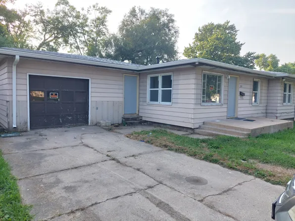 213 Magnolia Dr, Springfield, IL 62702