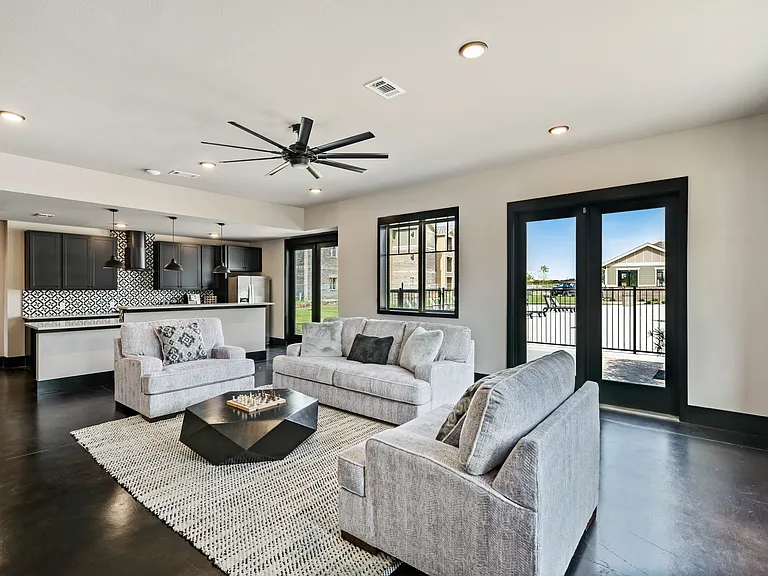 Shannon Creek Apartments — Photo 21