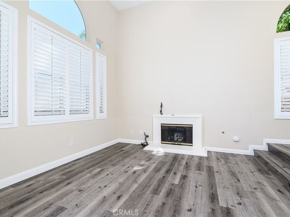 14714 Burgundy Pl