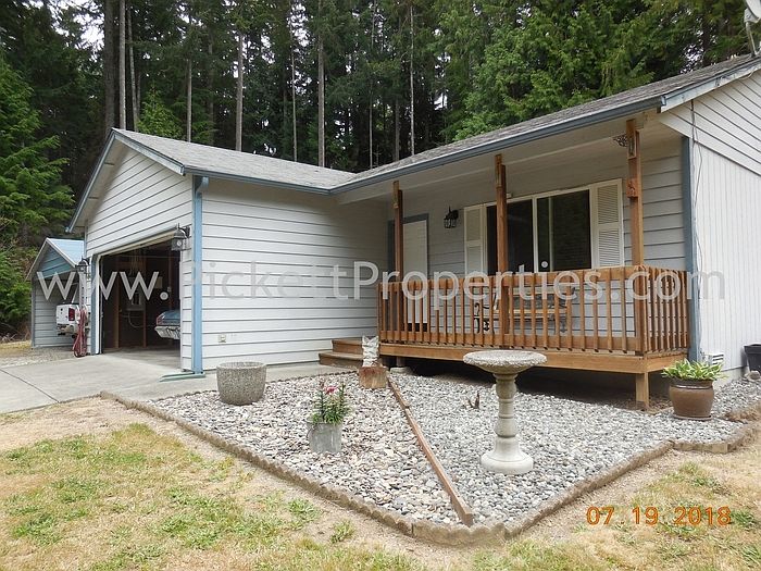 1st image of 4004 Hidden Springs Ln NE