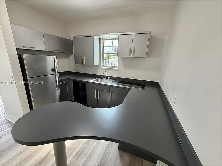 173 NW 36th St #2 — Photo 4