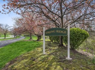 21 Potomac Dr, Basking Ridge, NJ 07920