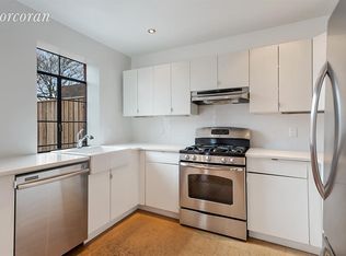 52 Remsen St #2, Brooklyn, NY 11201