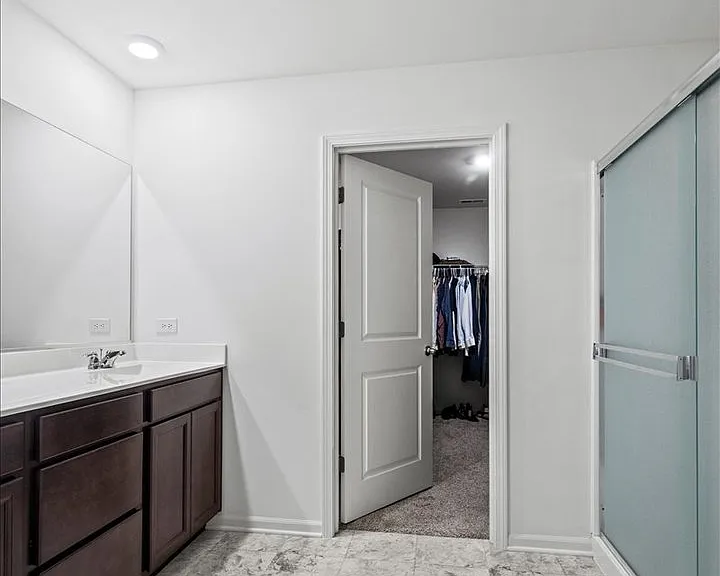1596 Dublin Dr — Photo 10