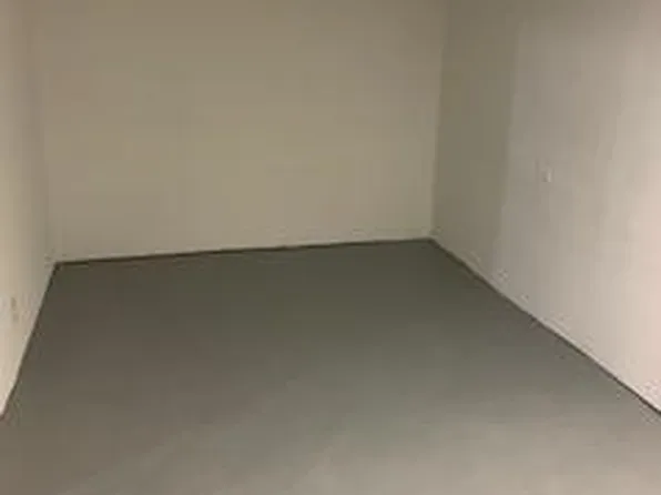 124 W 41st Ave, Gary, IN 46408