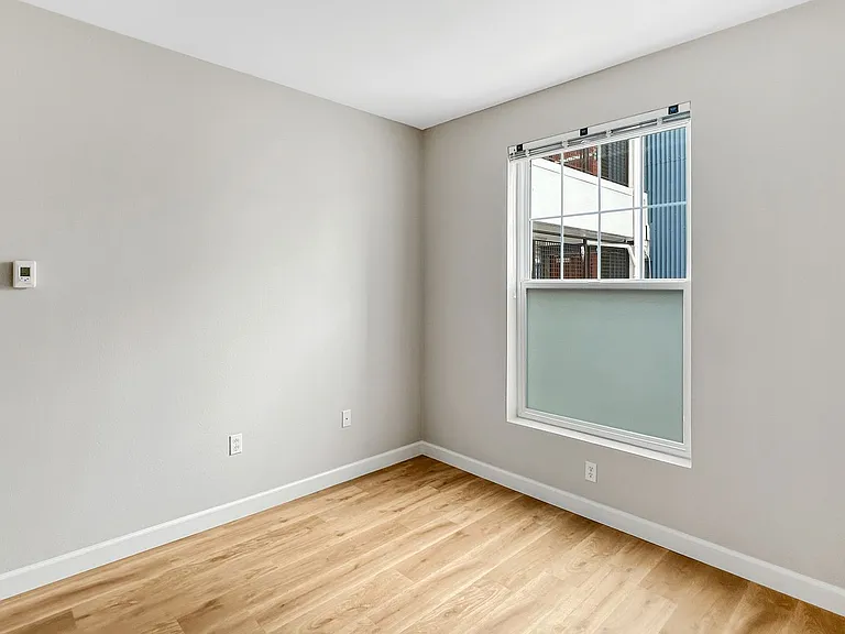 1121 40th St #5206 — Photo 11