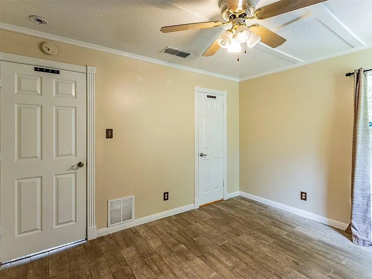 2520 Bitter Creek Dr — Photo 7