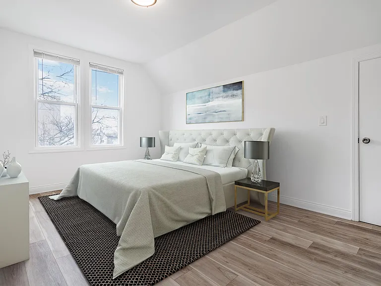 2634 N Lawndale Ave #3 — Photo 3