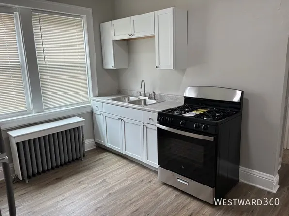 4011 Elm St APT 1F, East Chicago, IN 46312