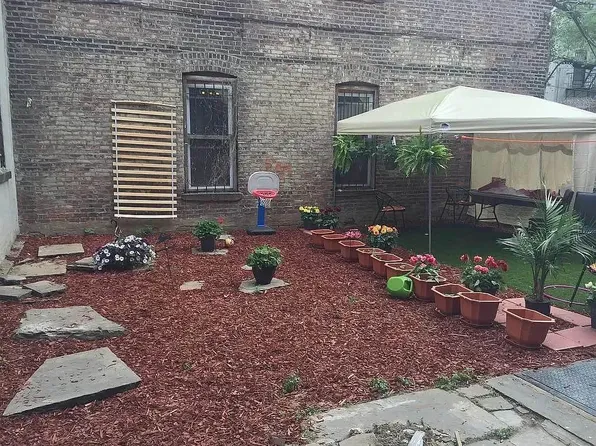 848 Madison Street image 10 of 10