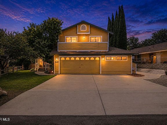 2nd image of 22812 Retreat Pl