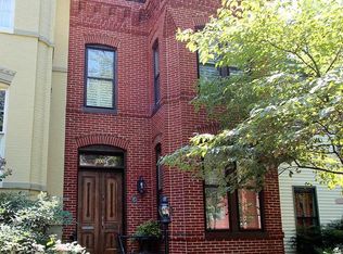 208 9th St SE, Washington, DC 20003