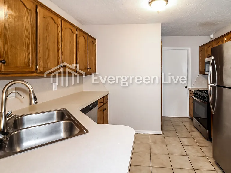 2607 Lonnie Ln — Photo 7