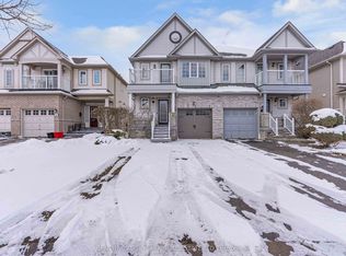 12 Carrington Pl, Whitby, ON L1R 3E9