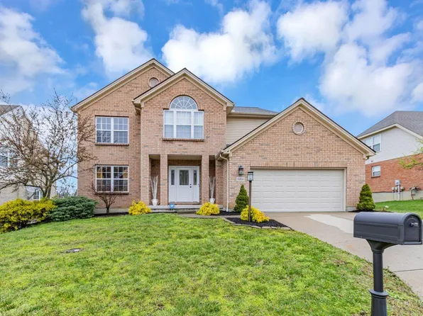 8266 Springleaf Lake Dr, Cincinnati, OH 45247