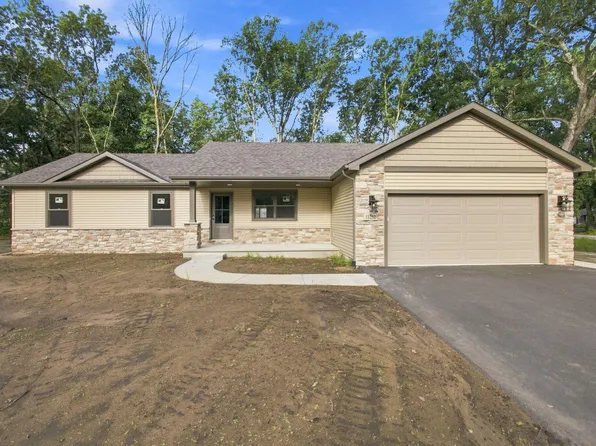 11252 Quail Run Dr S, Wheatfield, IN 46392