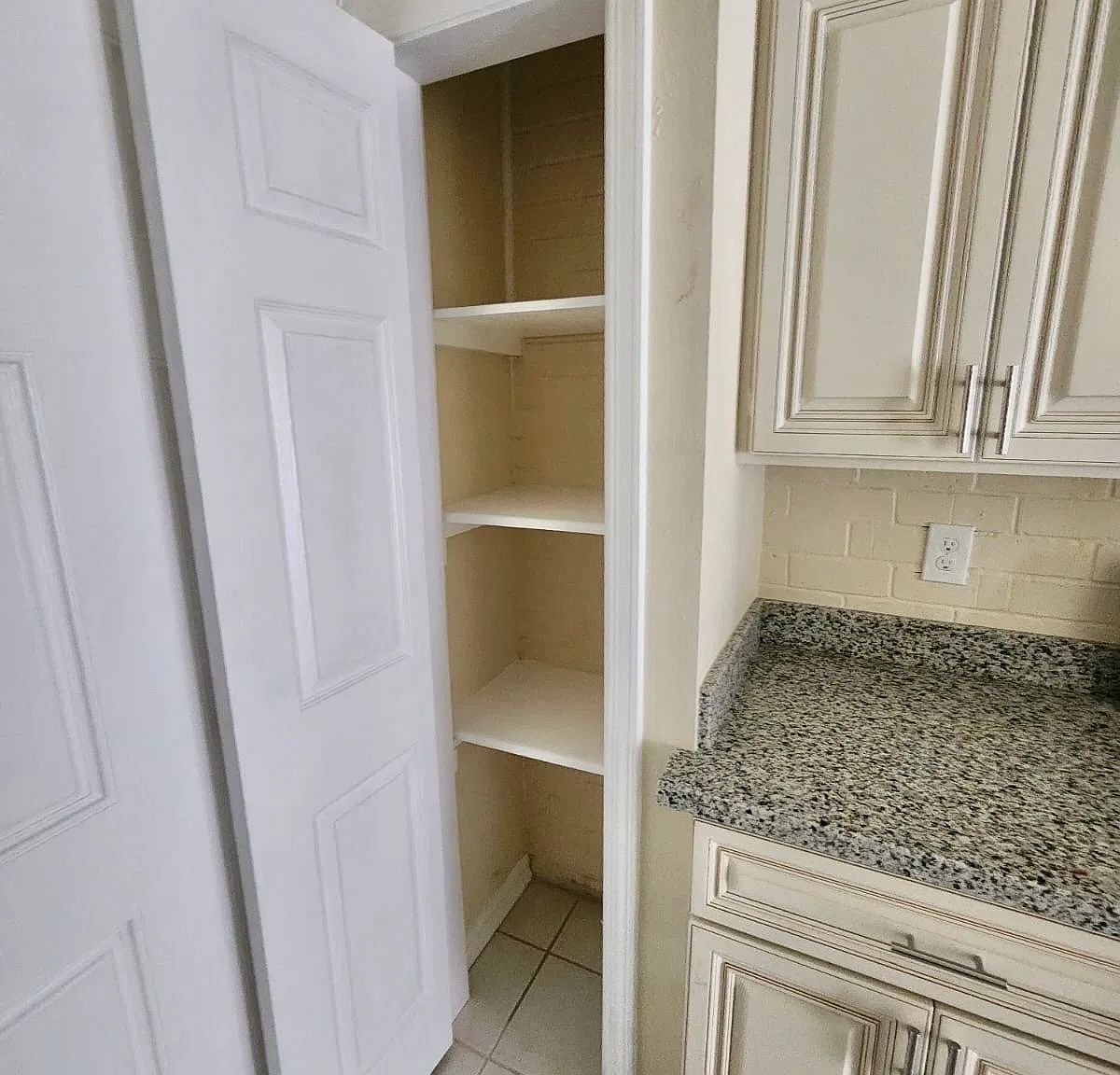 3 bed, 1450 sqft, $1,850 — Photo 4