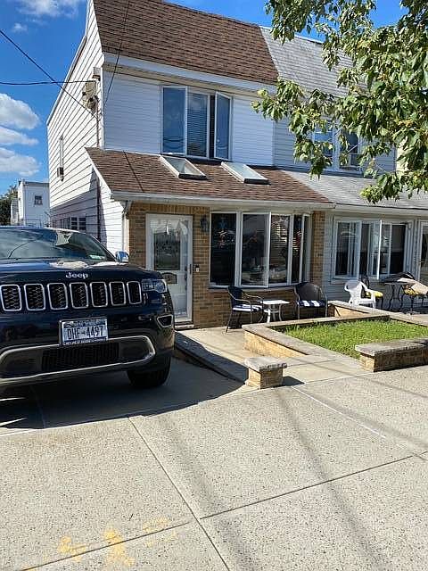 1st image of 2058 E 74th St