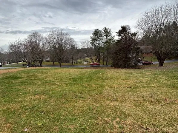 0 Oak Hollow Cir Lot 14, Galax, VA 24333
