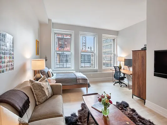 Sold by Sotheby's International Realty | media 7