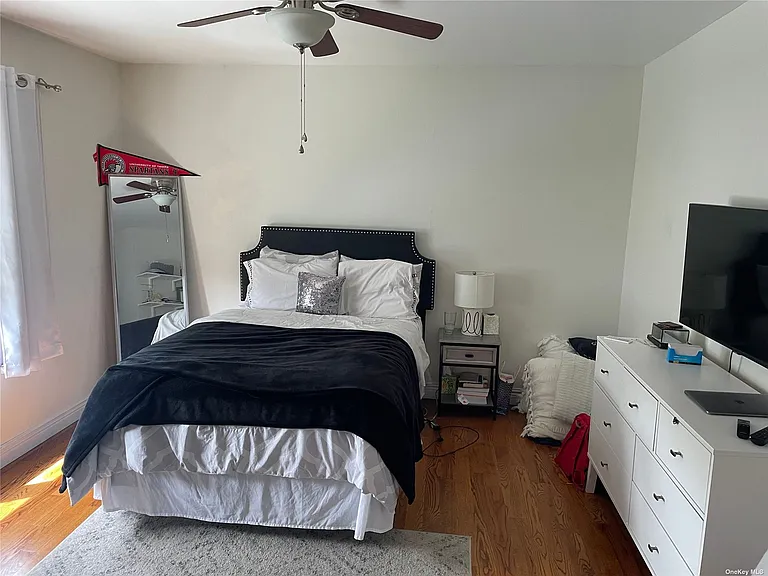 11 Charlotte Pl — Photo 25