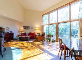 9 Berrill Farms Ln #9, Hanover, NH 03755