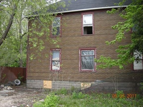 2nd image of 2311 E 88th St