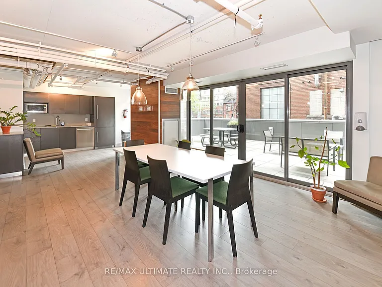 32 Camden St #701 — Photo 17