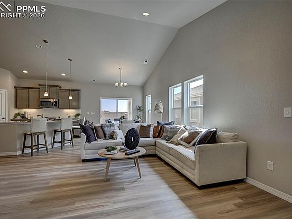 5th image of 5167 Truscott Rd