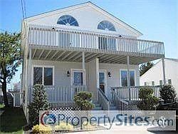 2nd image of 121 8th St S #A