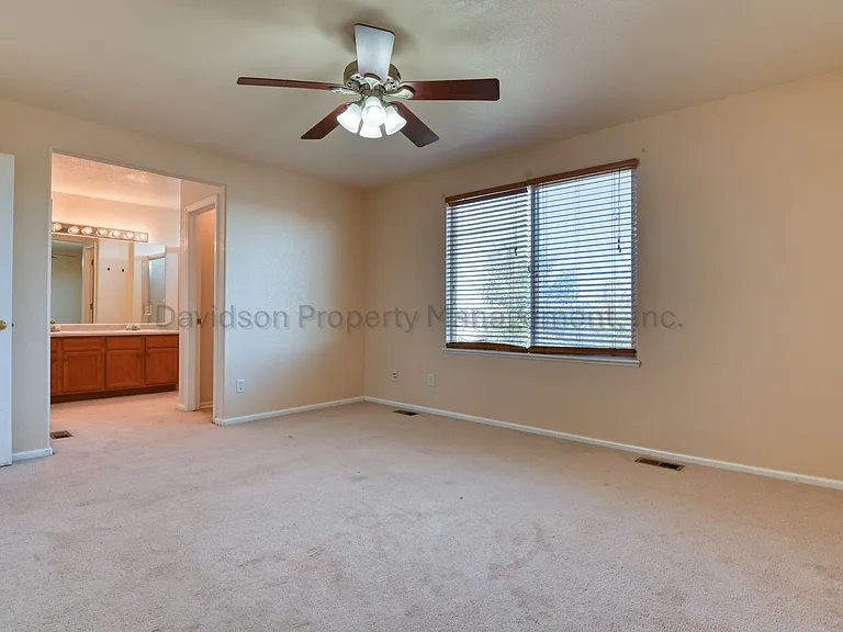4173 Knollvale Dr — Photo 12