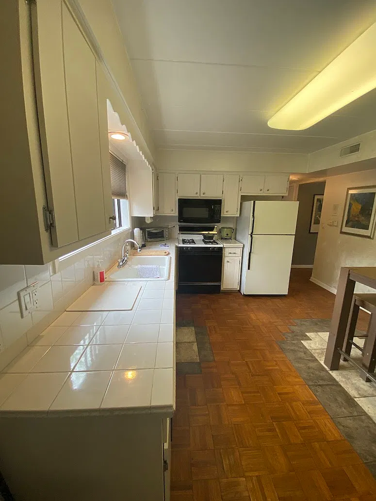 2 bed, 1200 sqft, $1,700 — Photo 1