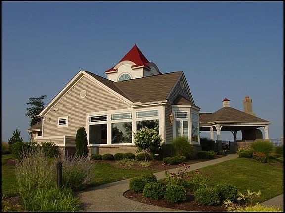 The River's Breeze Clubhouse