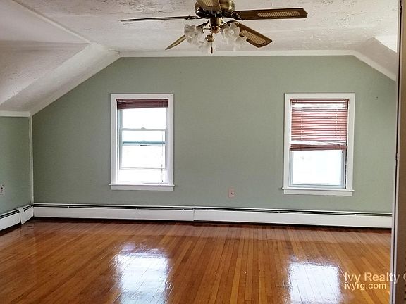 2nd image of 8 Winthrop Pl APT 5A