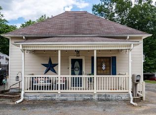 522 N Division St, Carterville, IL 62918