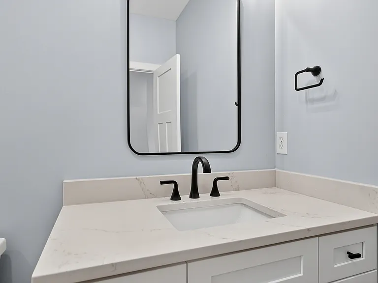 2439 Guilford Ave — Photo 21