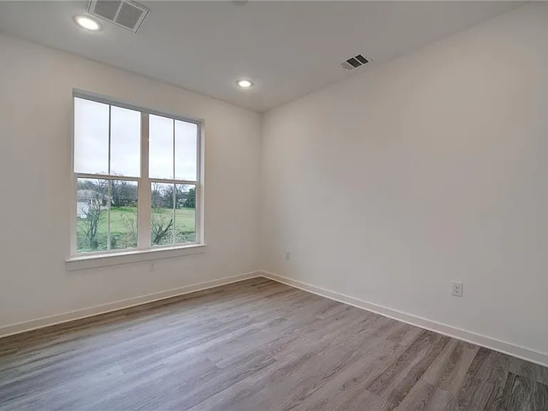 2624 Metcalfe Rd #14 — Photo 28