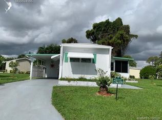 6301 Ficus Ln, Lake Worth, FL 33462