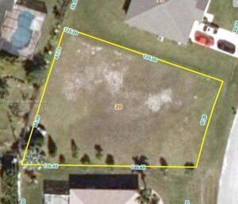 1982 SW Fanfare Street, Port Saint Lucie, FL 34987