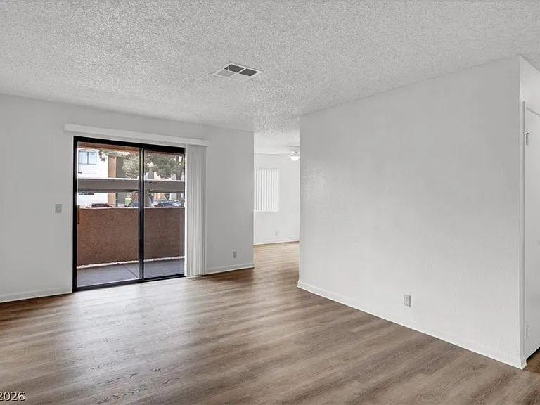 3151 Soaring Gulls Dr #1032 — Photo 10