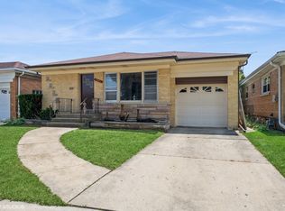 7541 W Gunnison St, Harwood Heights, IL 60706