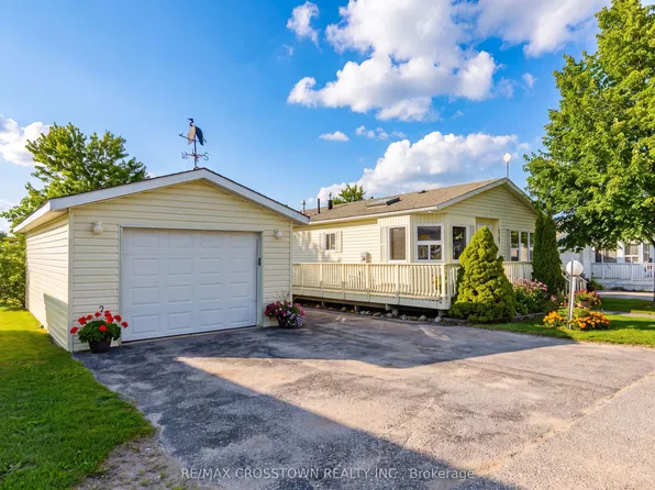 4101 Wesley St, Severn, ON L3V 0V4