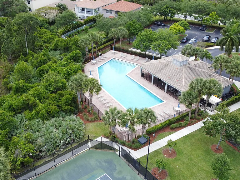 1196 SE Fleming Way — Photo 43