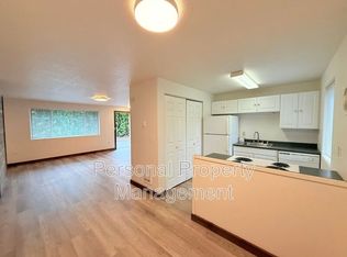 8411 Lieser Ct APT A, Vancouver, WA 98664