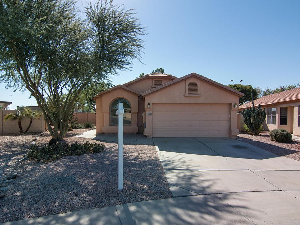 1st image of 2323 E Arabian Dr